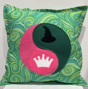 Wicked Pillow + Tote Bag Workshop - WELLESLEY