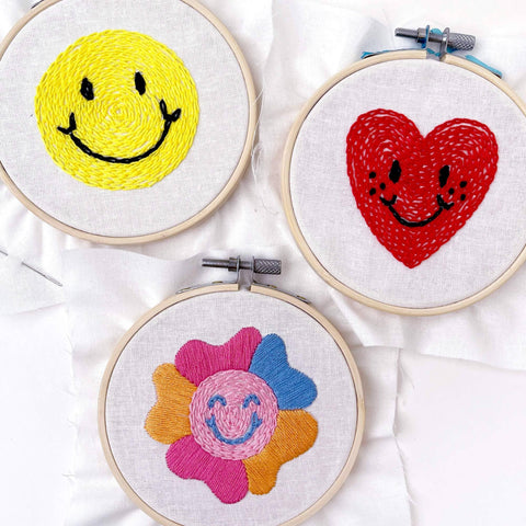 Sew Easy—Stitch Hoop Counted Cross Stitch Kit - Needlework Projects, Tools  & Accessories